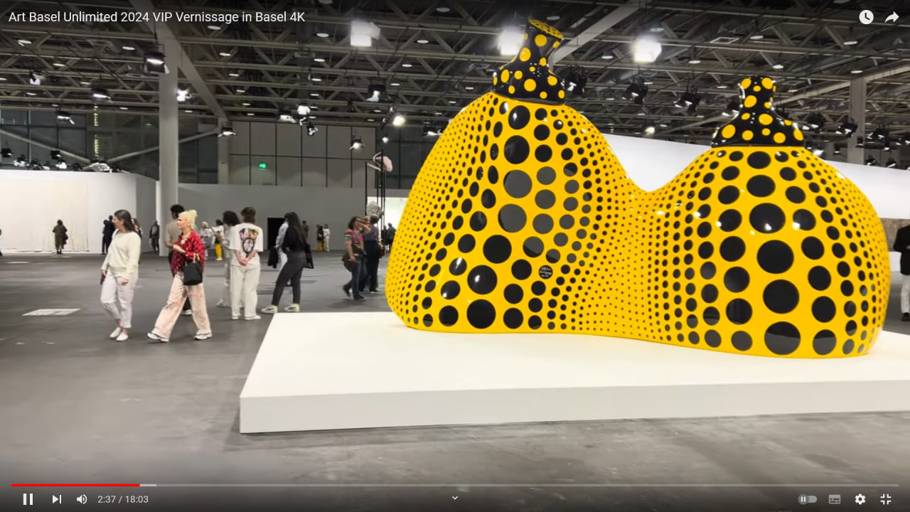 Цитата из видео «Art Basel Unlimited 2024 VIP Vernissage in Basel 4K» пользователя Marc B. Bundi, youtube.com