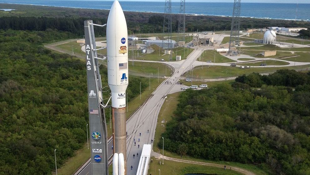 Ракета Atlas-V на пусковом столе