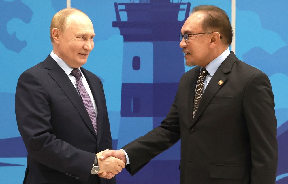 Владимир Путин и Анвар Ибрагим