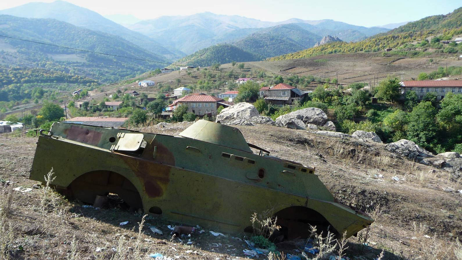 Остатки БРДМ-2 в Каринтаке (Нагорный Карабах)