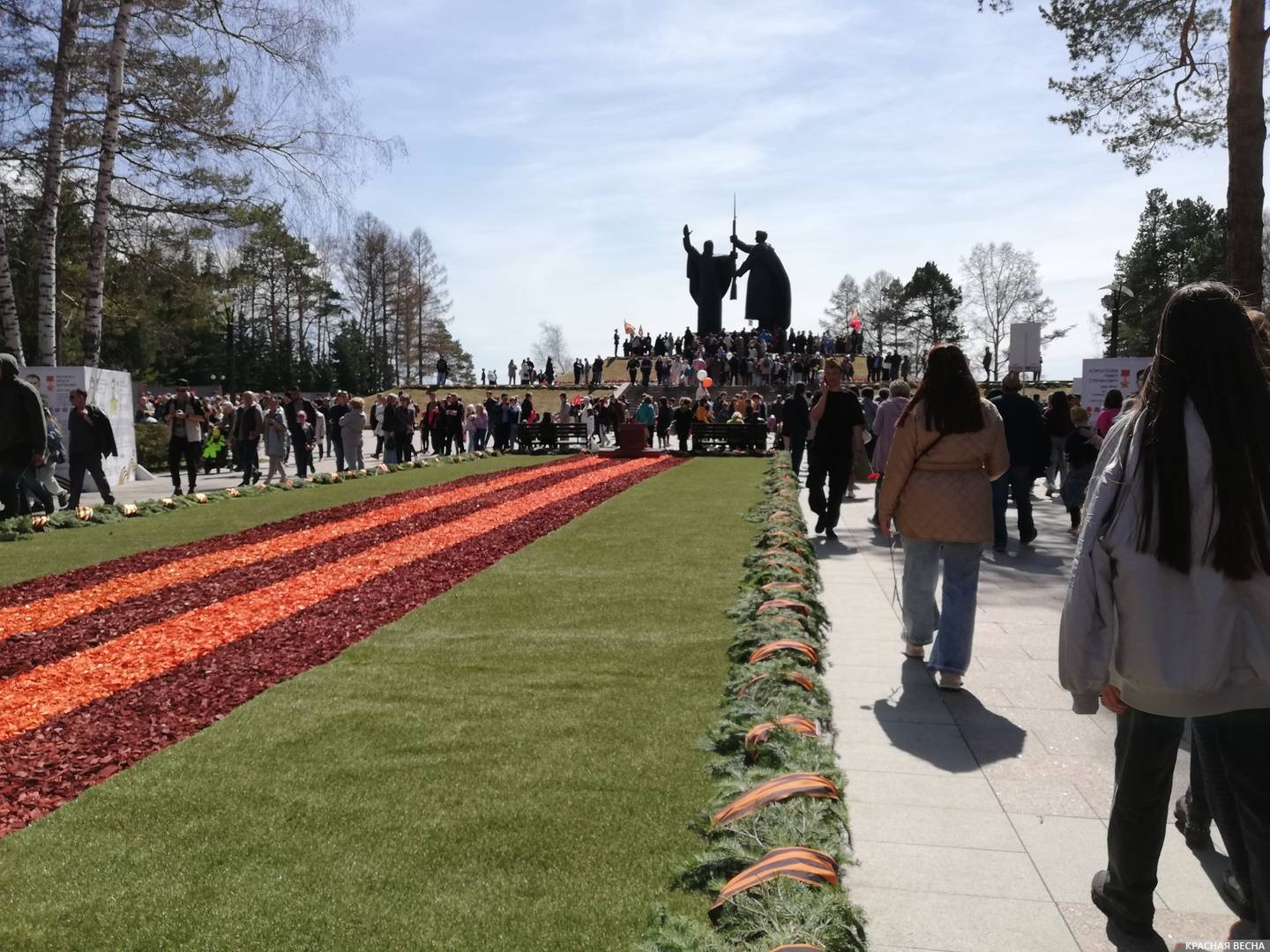 Лагерный сад.  Парад Победы. Томск