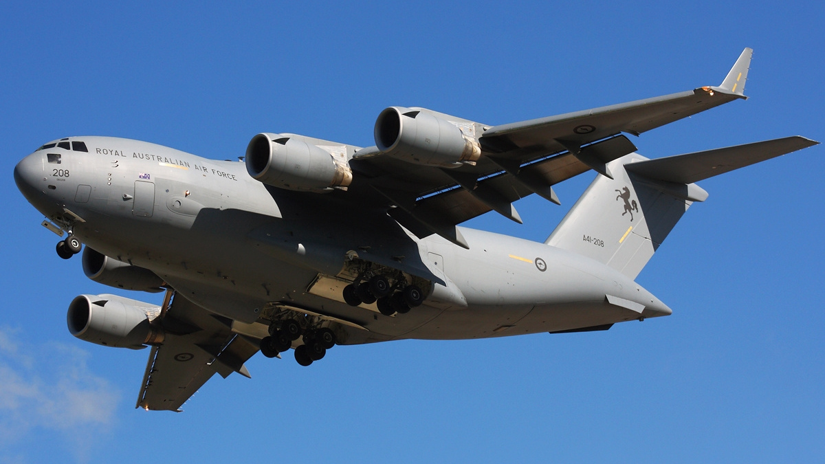 Военно-транспортный самолет Boeing C-17A Globemaster III