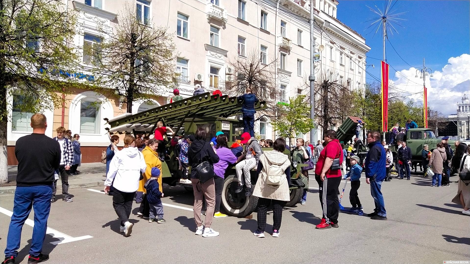 «Катюша» в центре города Кургана. 9 мая 2024 года