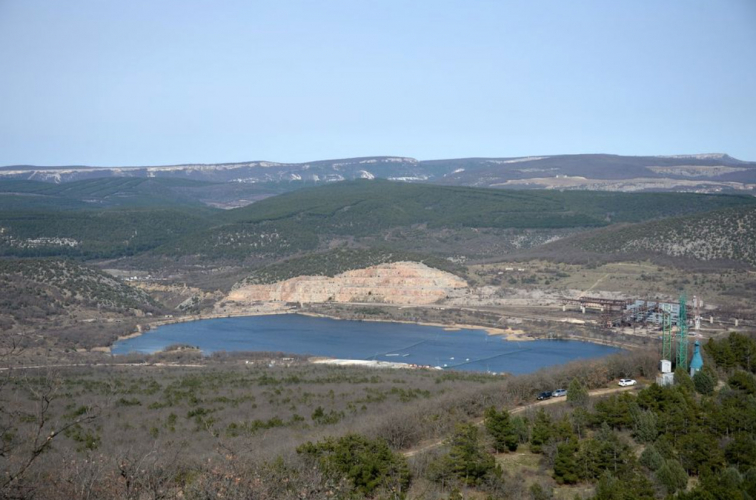 Водоем у горы Гасфорта. Севастополь