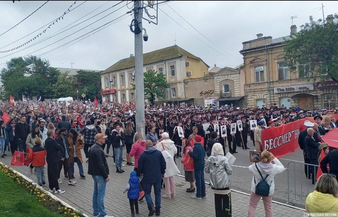 Сбор участников у Астраханского Кремля