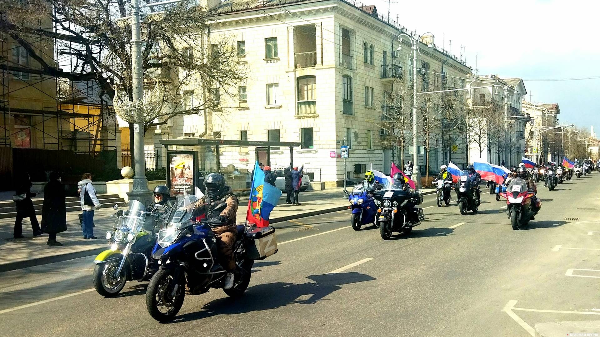 Мотоколонна в автопробеге в Севастополе 