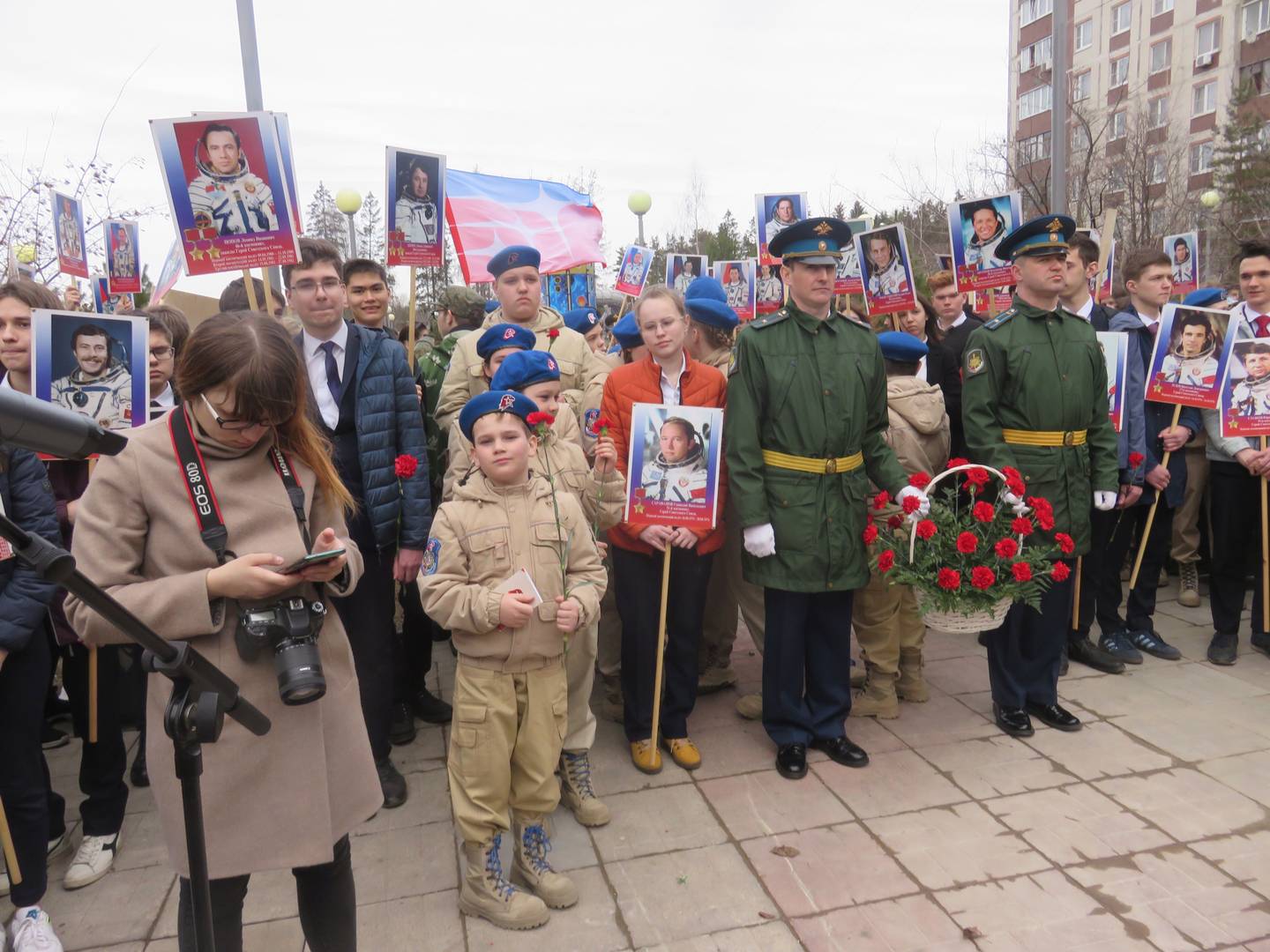 Митинг  у памятника Юрию Гагарину 