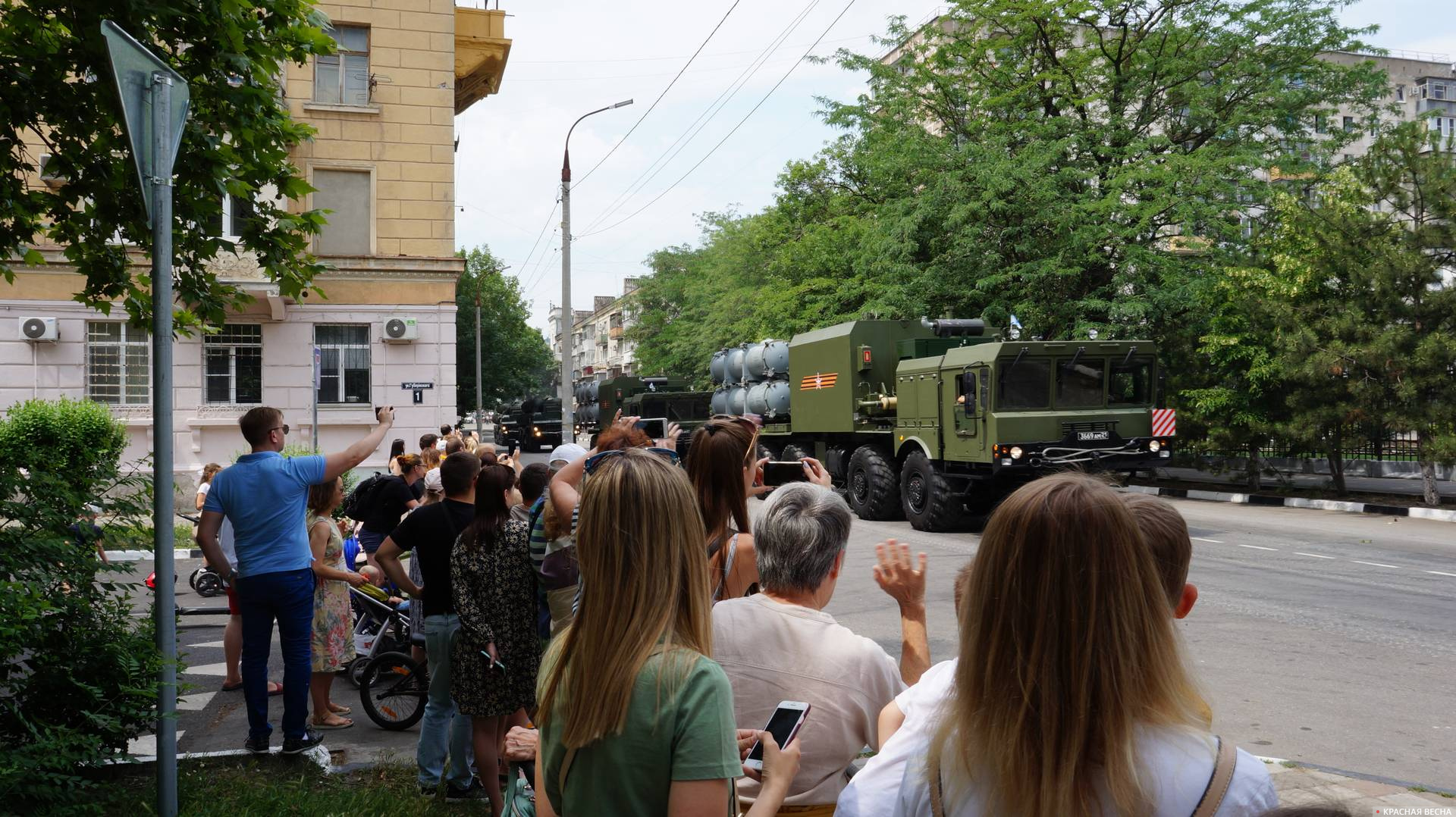 Оцепление места проведения парада Победы в Новороссийске