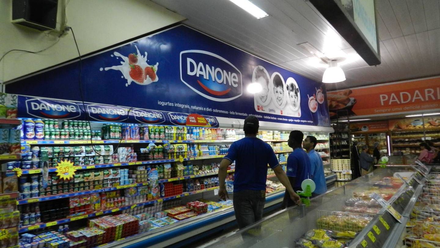 Прилавок Danone