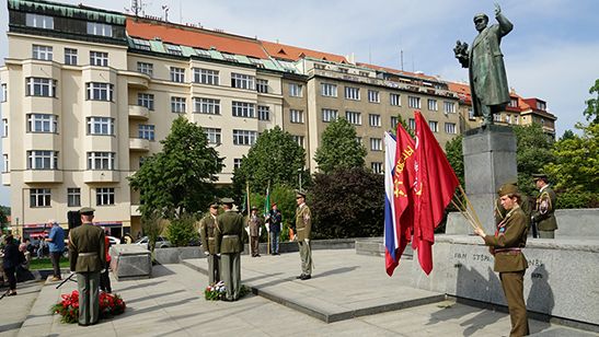 В Чехии в ходе мемориальной акции у памятника Маршалу Советского Союза И. С. Коневу послы трех государств осудили попытки переписывания истории. 2 мая 2018