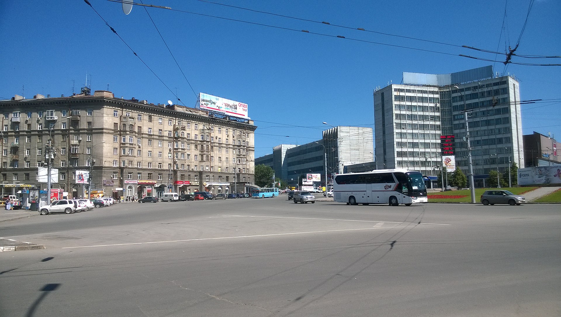 Площадь Калинина в Новосибирске