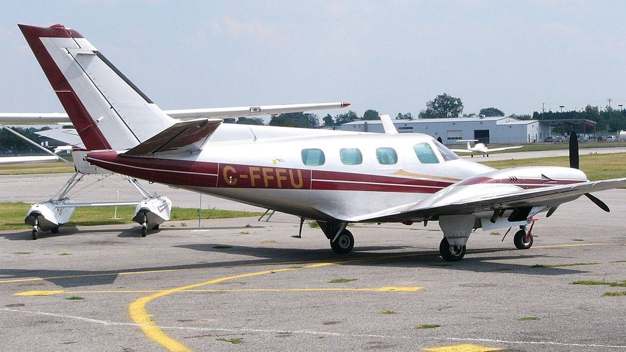 Самолет Beechcraft B60