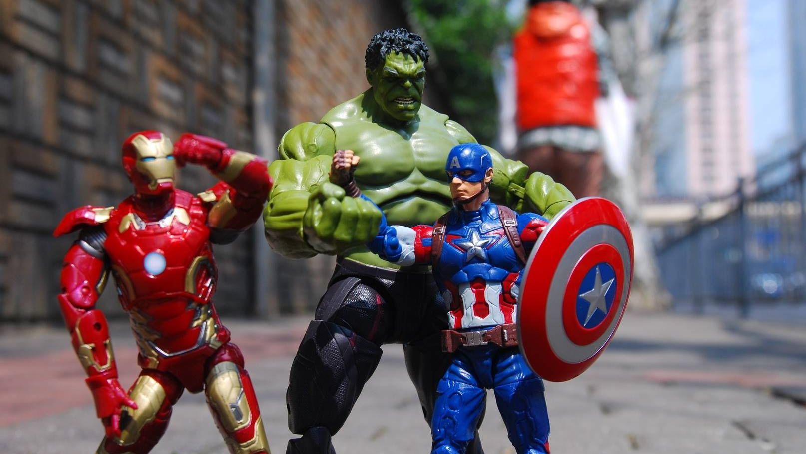 Фигурки героев киновселенной Marvel