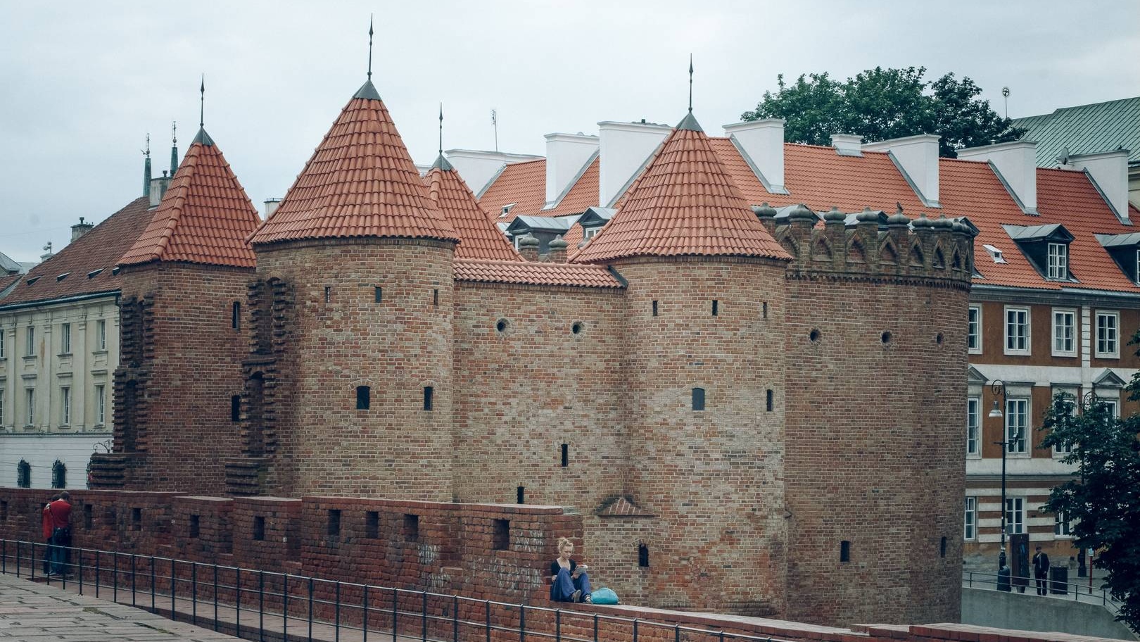 Варшавский Барбакан. Польша.