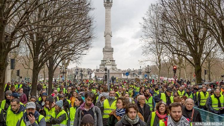 Протест против пенсионной реформы. Бордо. Франция