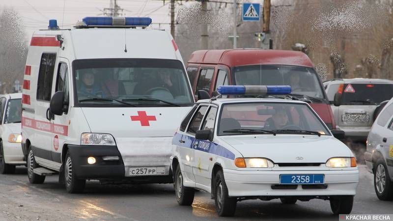 ЧП, полиция и скорая спешат на помощь