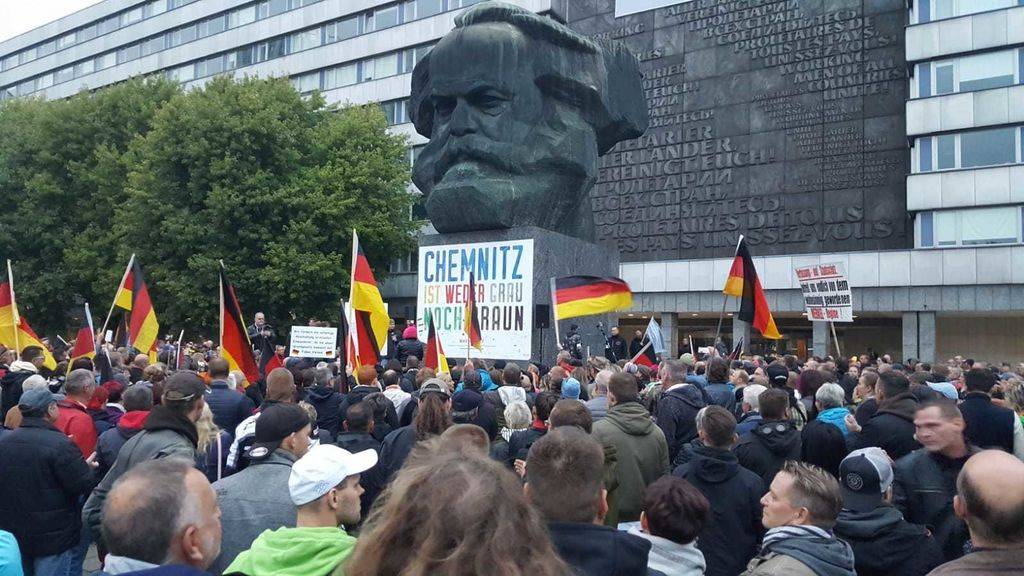 Демонстрация праворадикального движения Pro Chemnitz. Сентябрь 2018 г. Фото — radiolausitz.de