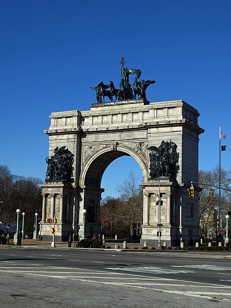 Grand Army Plaza Arch Jan 2010